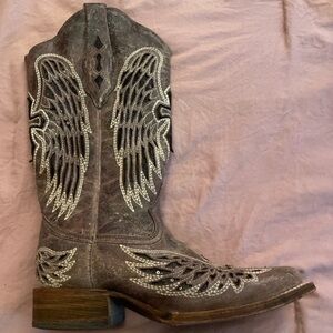 Corral Size 7 1/2 women’s cowgirl boots
